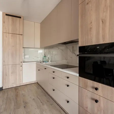 Baltic Homely By Bookinghost *